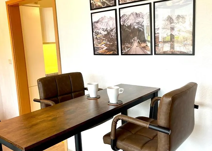 Gemuetliche Balkon-oase Mit Blick Auf Skywalk *